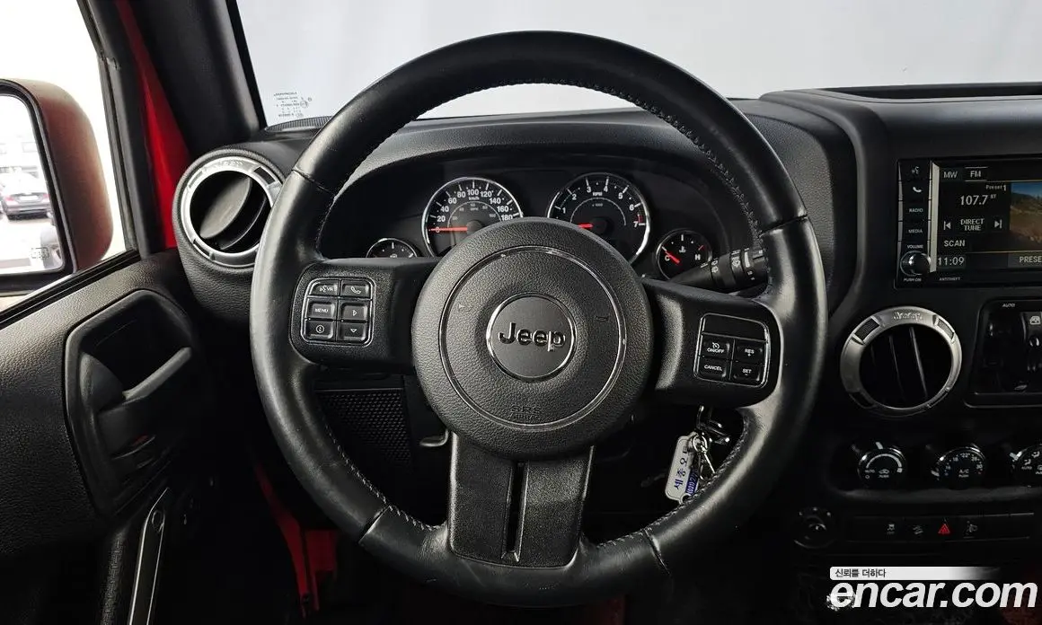 Jeep Wrangler 2015 3.6 автомат (гидро), фото 12