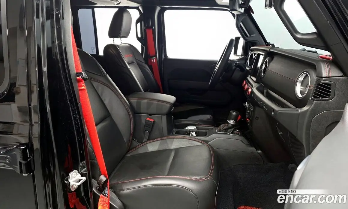 Jeep Wrangler 2020 2.0 автомат (гидро), фото 11 Jeep Wrangler 2020 2.0 автомат (гидро), фото 11