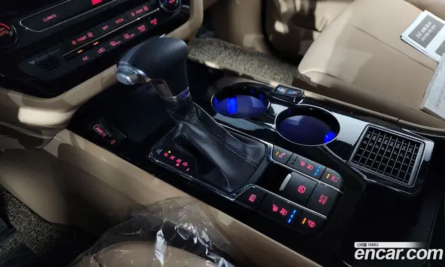 Kia Carnival 2019 3.3 автомат (гидро), миниатюра 12