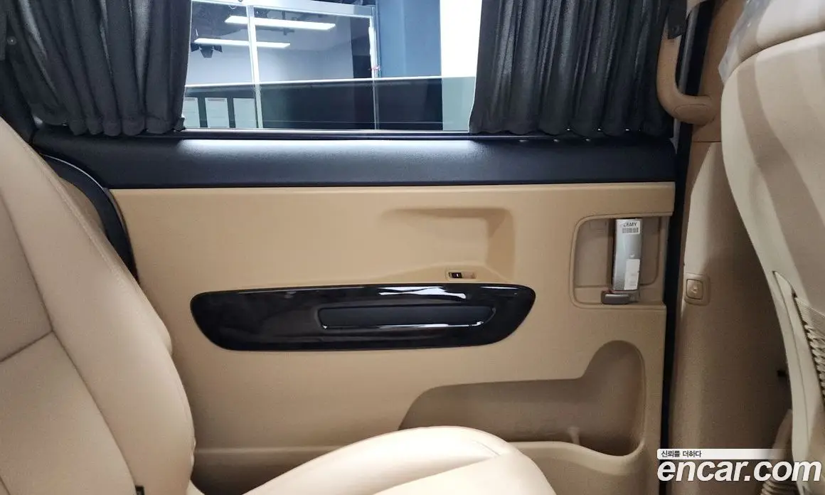 Kia Carnival 2019 3.3 автомат (гидро), фото 15