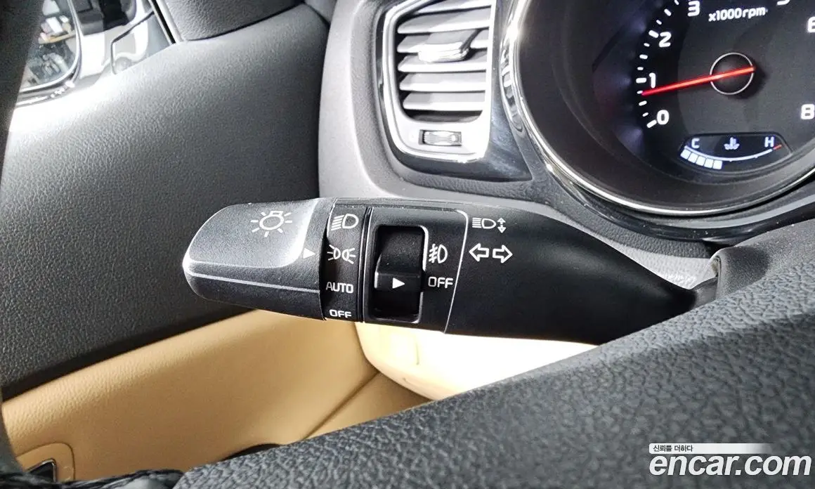 Kia Carnival 2019 3.3 автомат (гидро), фото 27