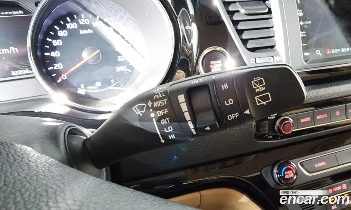 Kia Carnival 2019 3.3 автомат (гидро), фото 29