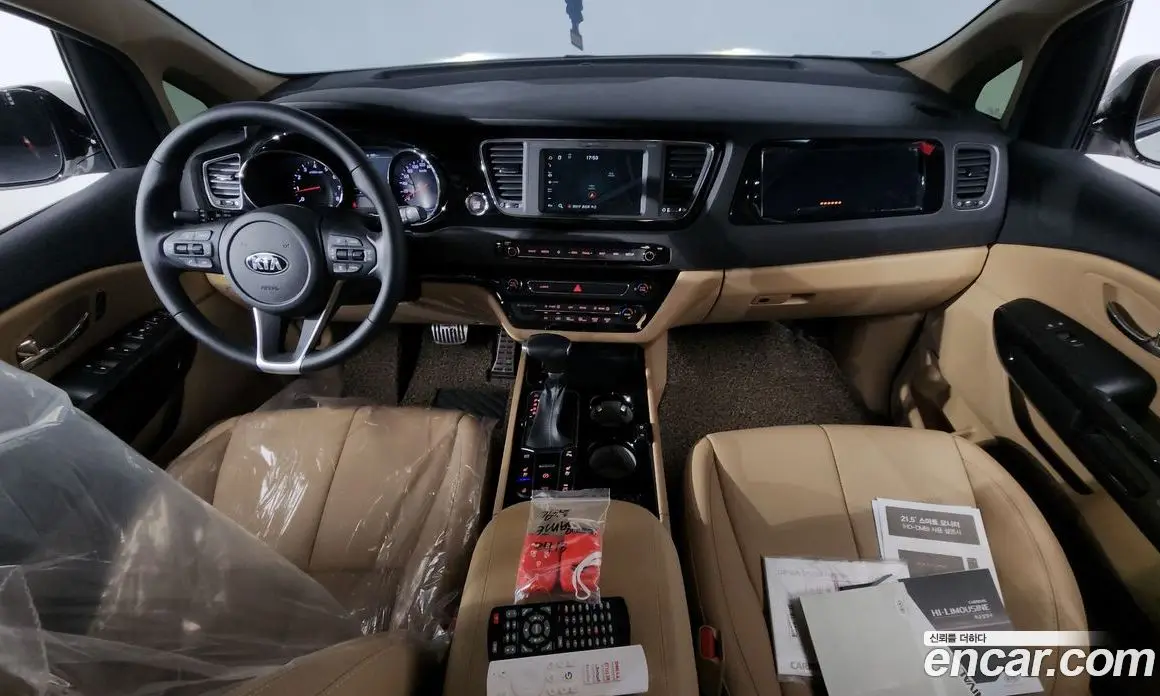 Kia Carnival 2019 3.3 автомат (гидро), фото 10