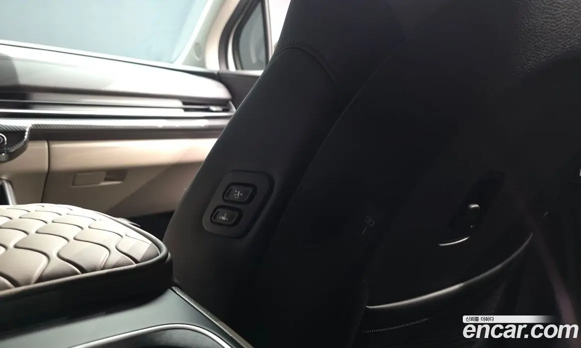 Kia Carnival 2023 1.6 автомат (гидро), фото 38