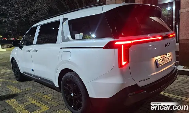 Kia Carnival 2026 1.6 автомат (гидро), миниатюра 3