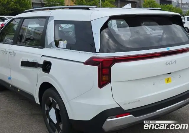 Kia Carnival 2026 1.6 автомат (гидро), миниатюра 9