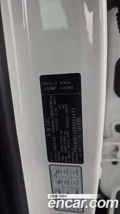 Kia EV9 2023 0.2 автомат (гидро), фото 28