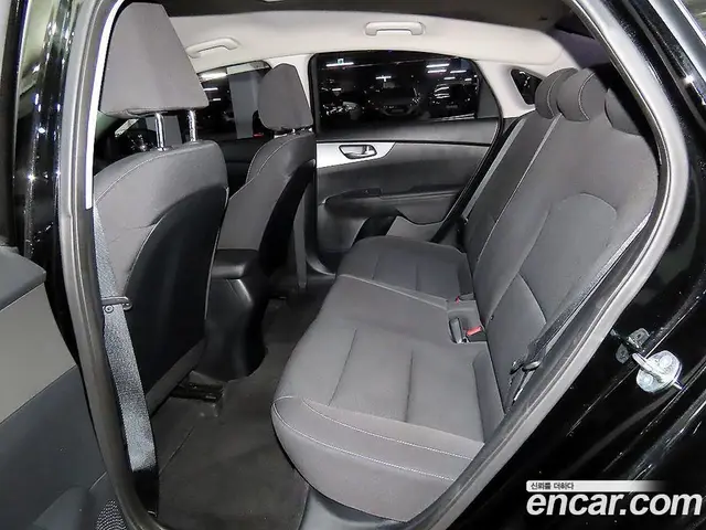 Kia K3 2019 1.6 автомат (гидро), миниатюра 7