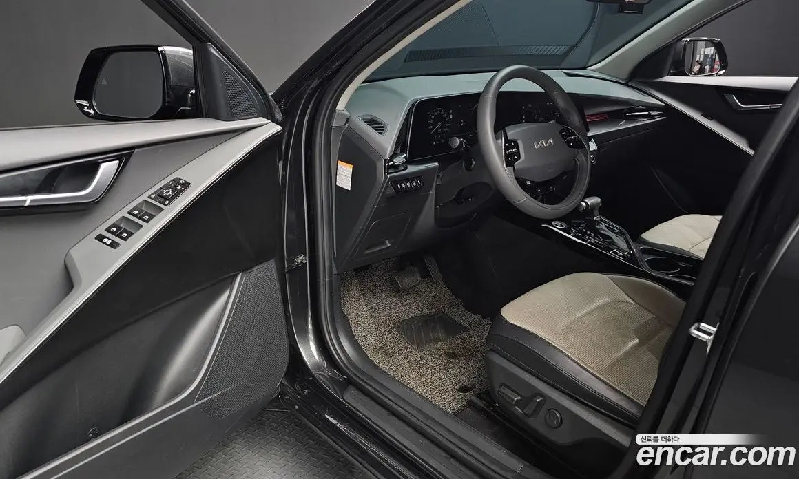 Kia Niro 2022 1.6 автомат (гидро), фото 16
