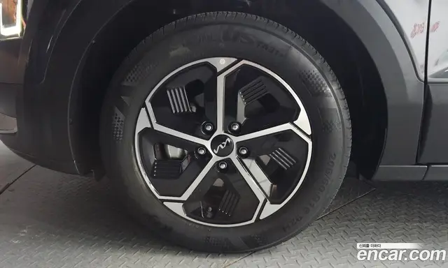 Kia Niro 2022 1.6 автомат (гидро), миниатюра 4