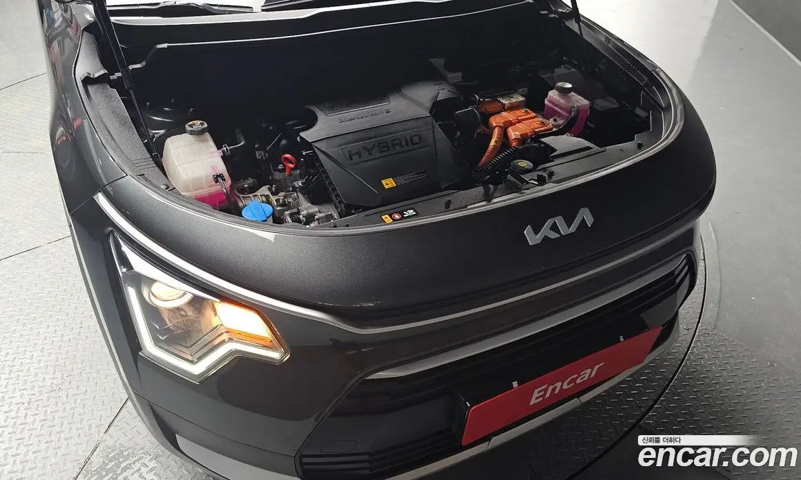Kia Niro 2022 1.6 автомат (гидро), фото 5