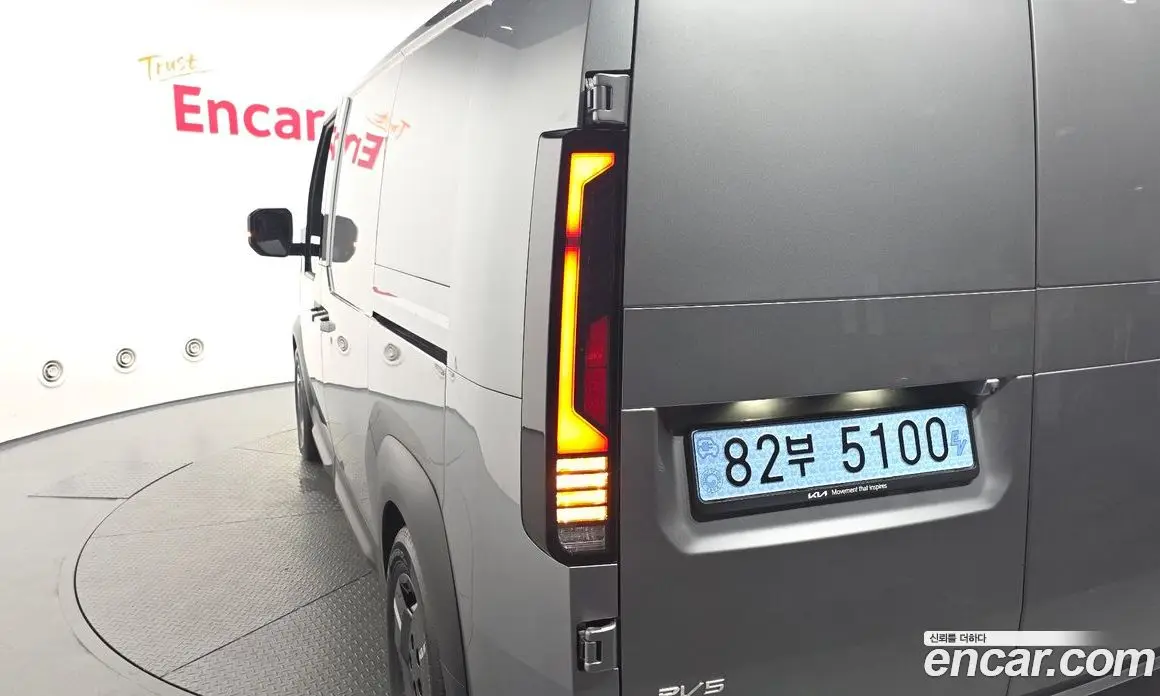 Kia PV5 2025 0.2 автомат (гидро), фото 9