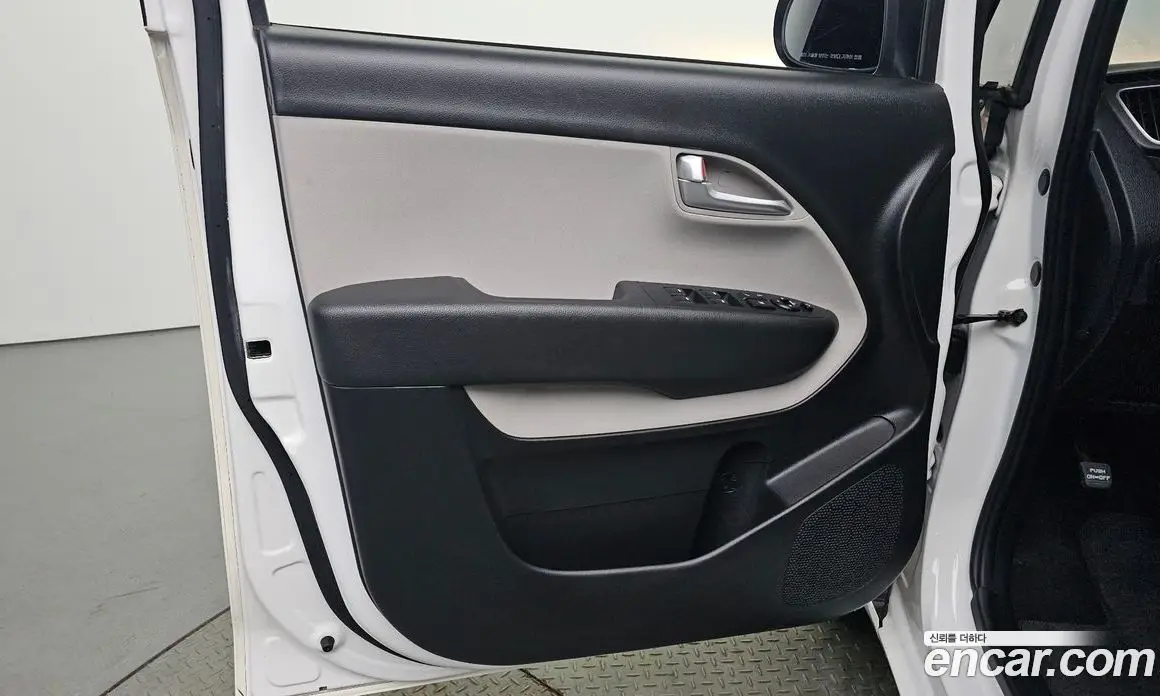 Kia Ray 2020 1.0 автомат (гидро), фото 14