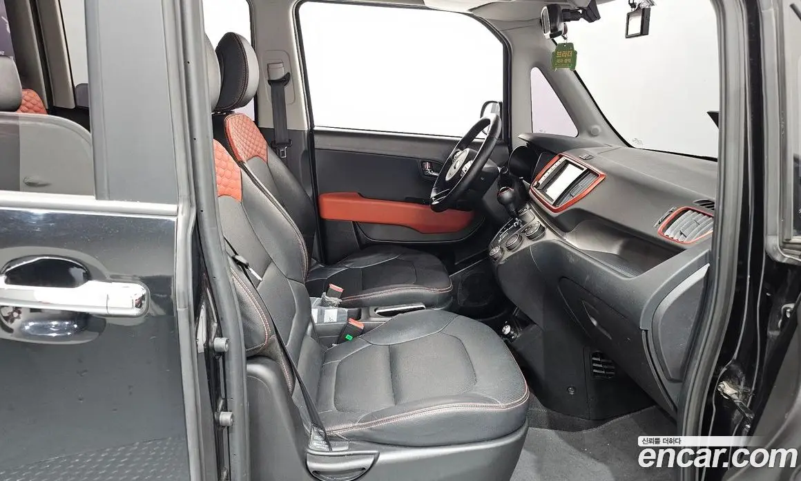 Kia Ray 2021 1.0 автомат (гидро), фото 16