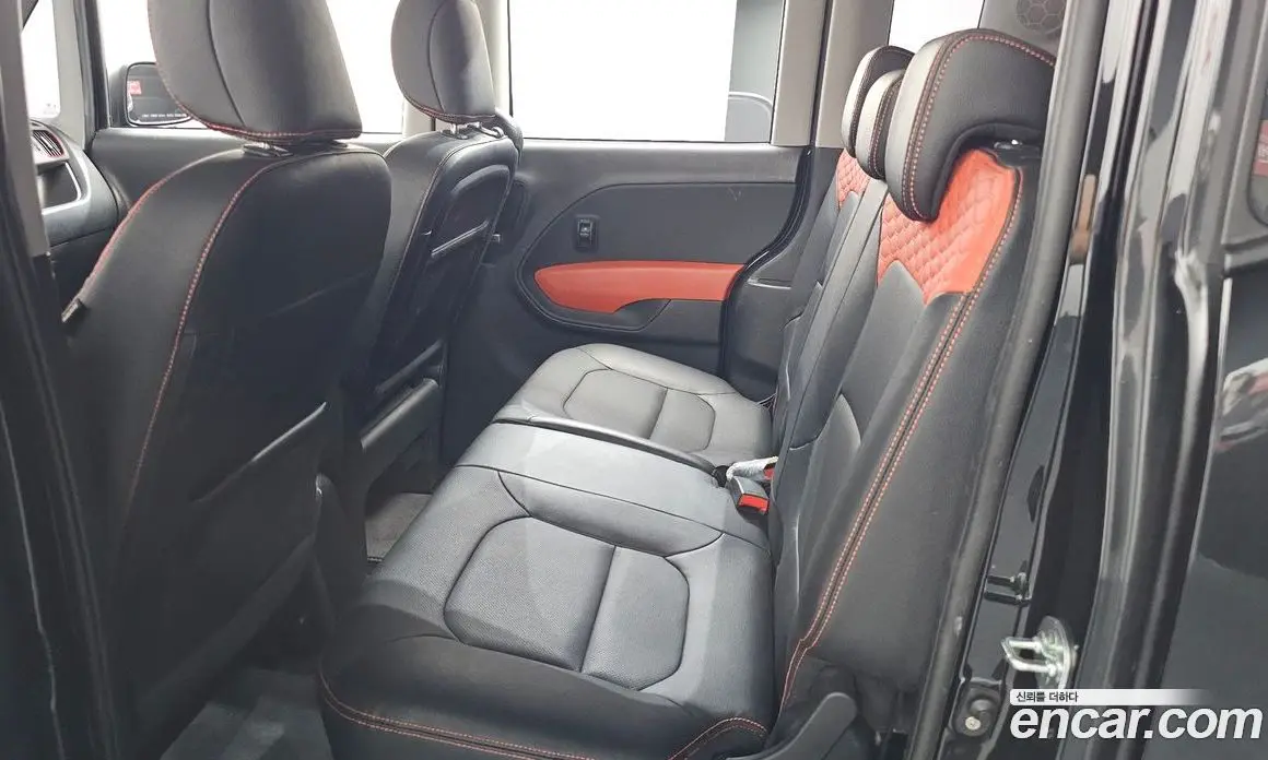 Kia Ray 2021 1.0 автомат (гидро), фото 24