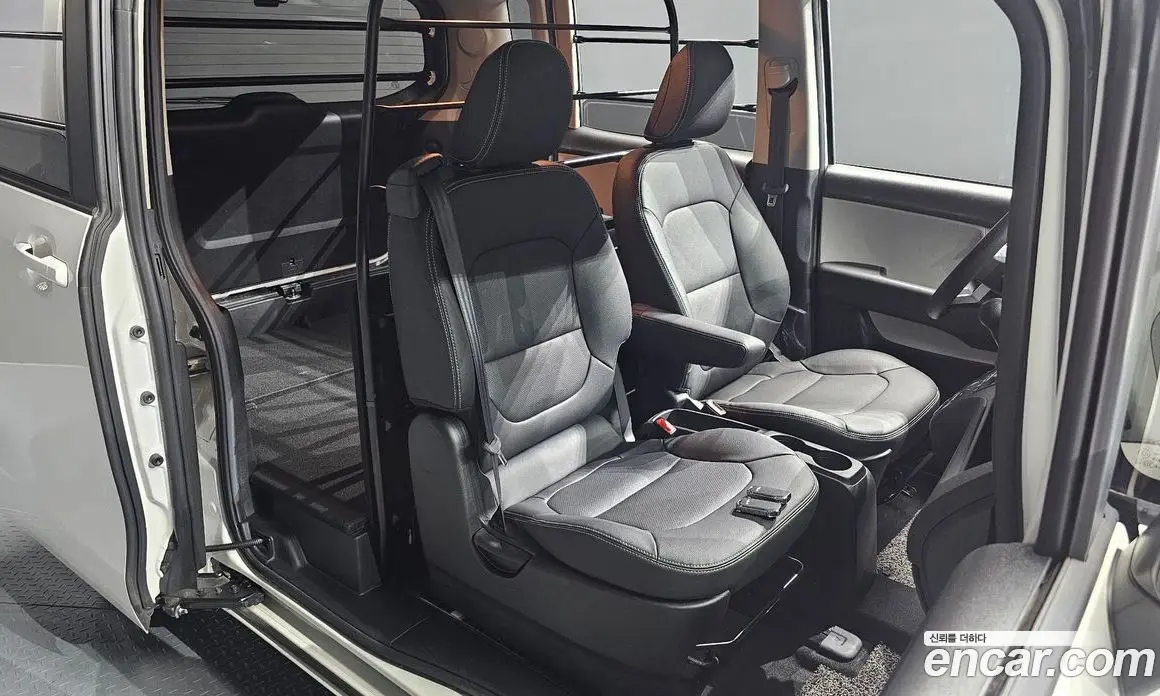 Kia Ray 2023 1.0 автомат (гидро), фото 18