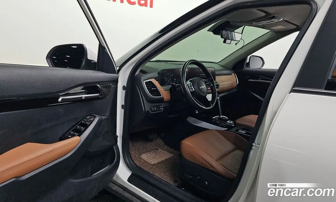 Kia Seltos 2023 2.0 автомат (гидро), фото 13