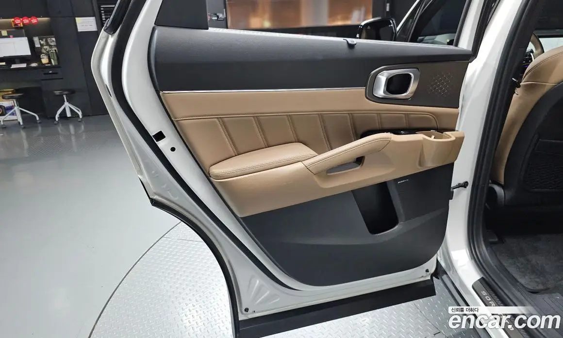Kia Sorento 2024 1.6 автомат (гидро), фото 15