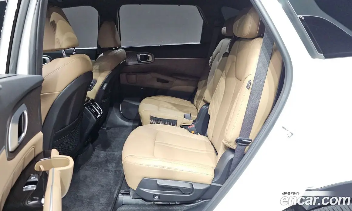 Kia Sorento 2024 1.6 автомат (гидро), фото 16
