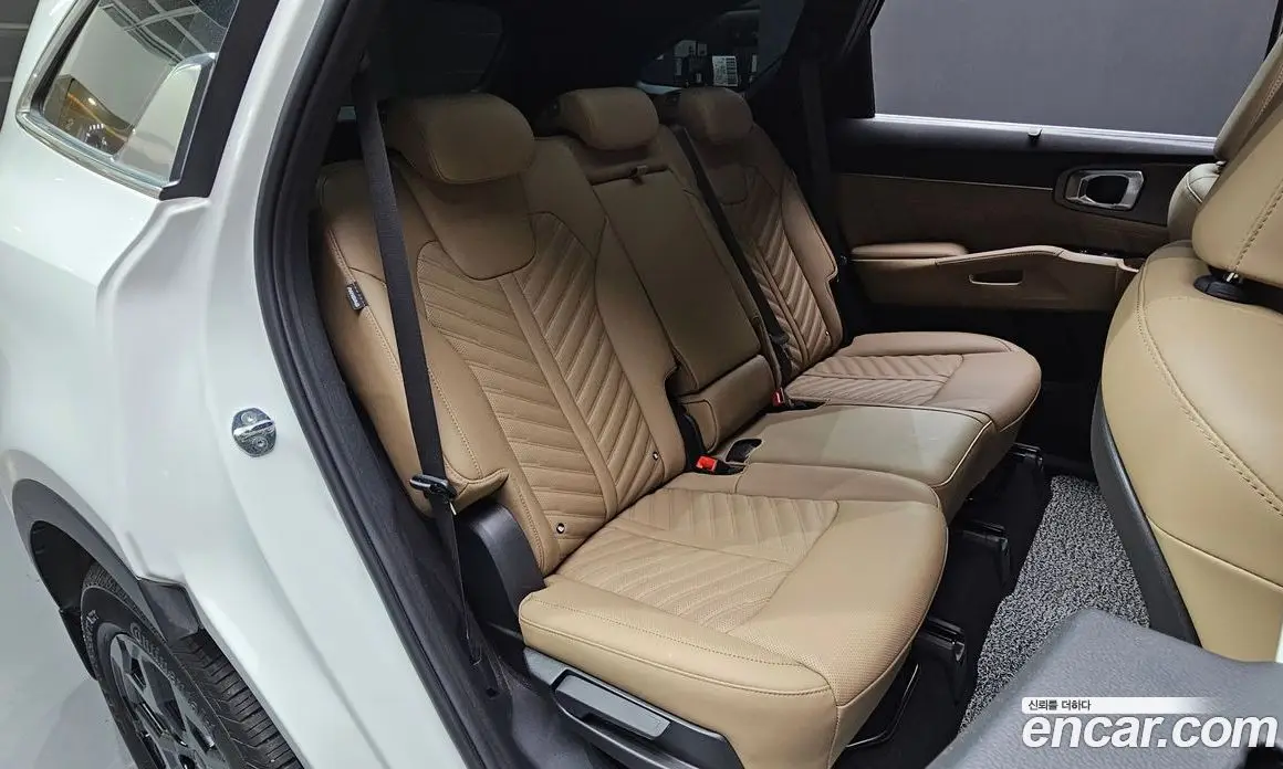 Kia Sorento 2024 1.6 автомат (гидро), фото 12