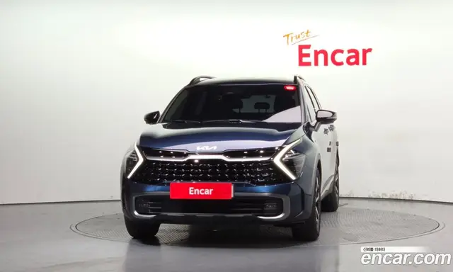 Kia Sportage 2022 1.6 автомат (гидро), миниатюра 3