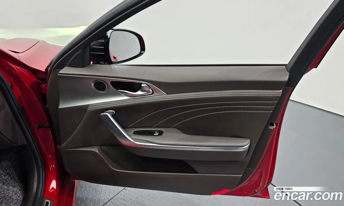 Kia Stinger 2022 3.3 автомат (гидро), фото 15