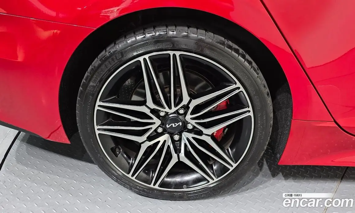 Kia Stinger 2022 3.3 автомат (гидро), фото 5