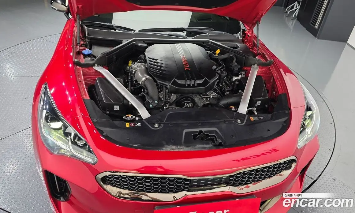 Kia Stinger 2022 3.3 автомат (гидро), фото 6
