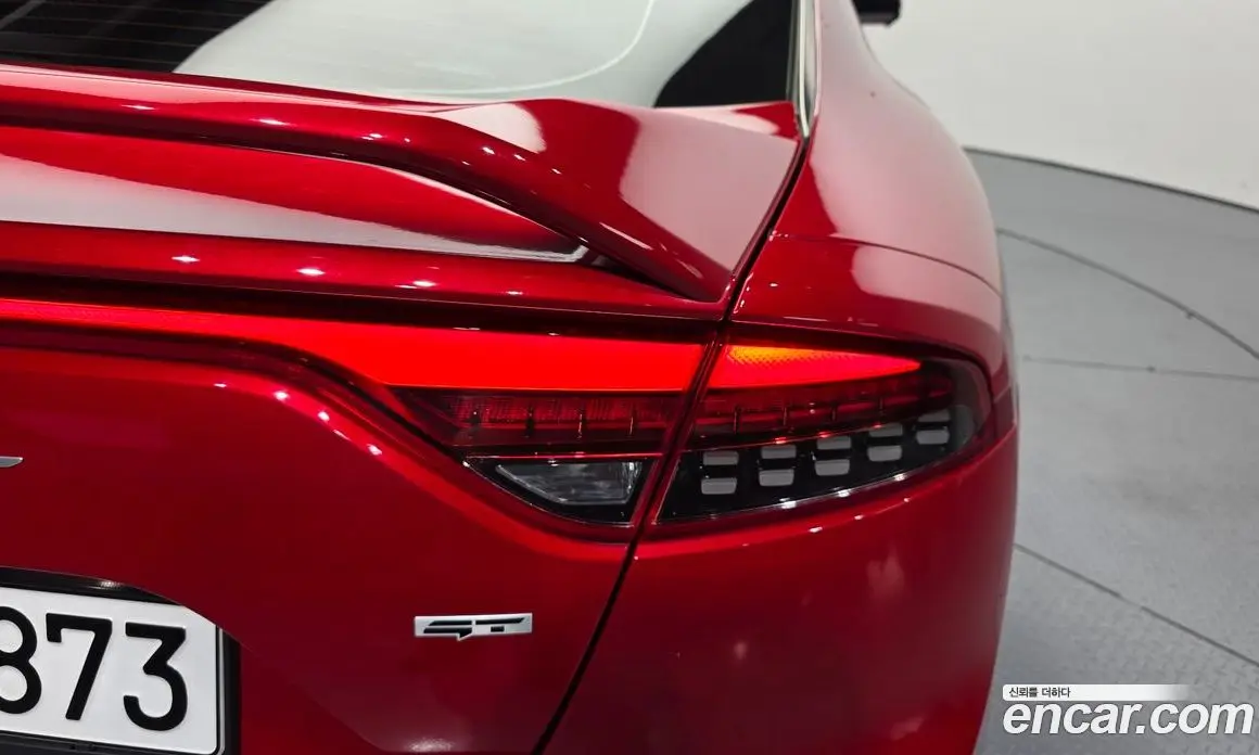 Kia Stinger 2022 3.3 автомат (гидро), фото 9