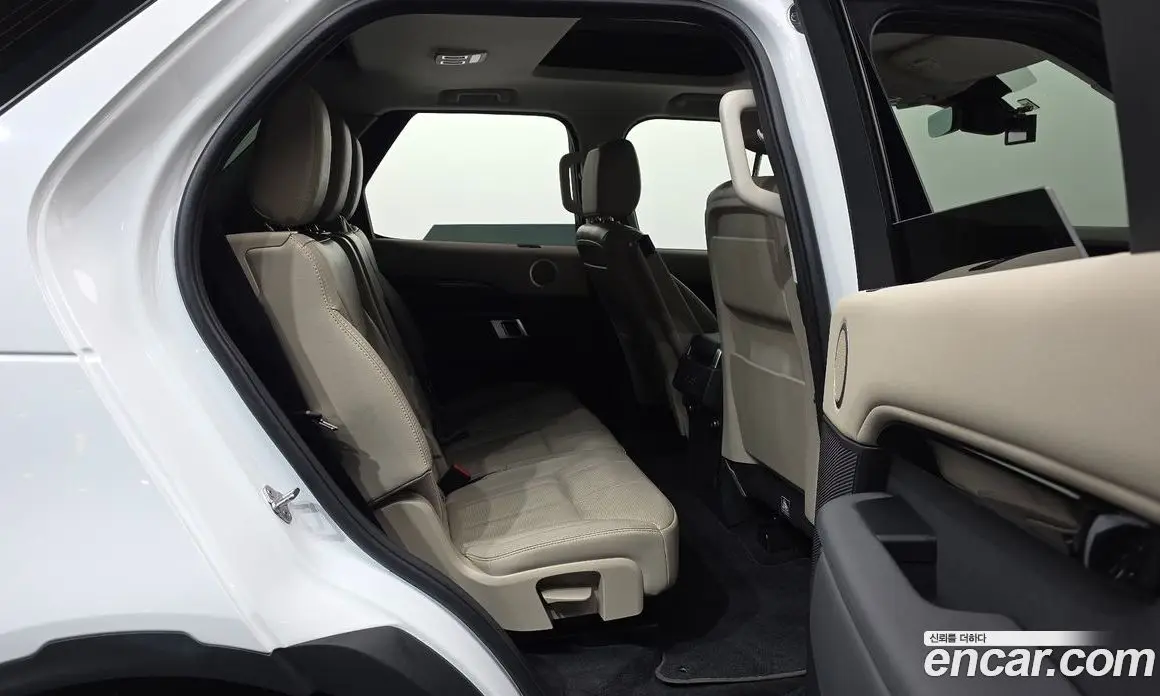 Land Rover Discovery 2018 2.0 автомат (гидро), фото 18