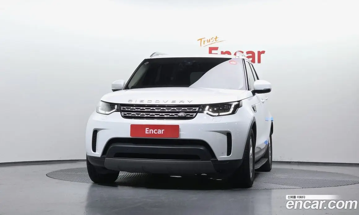 Land Rover Discovery 2018 2.0 автомат (гидро), фото 3