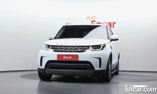 Land Rover Discovery 2018 2.0 автомат (гидро), миниатюра 3