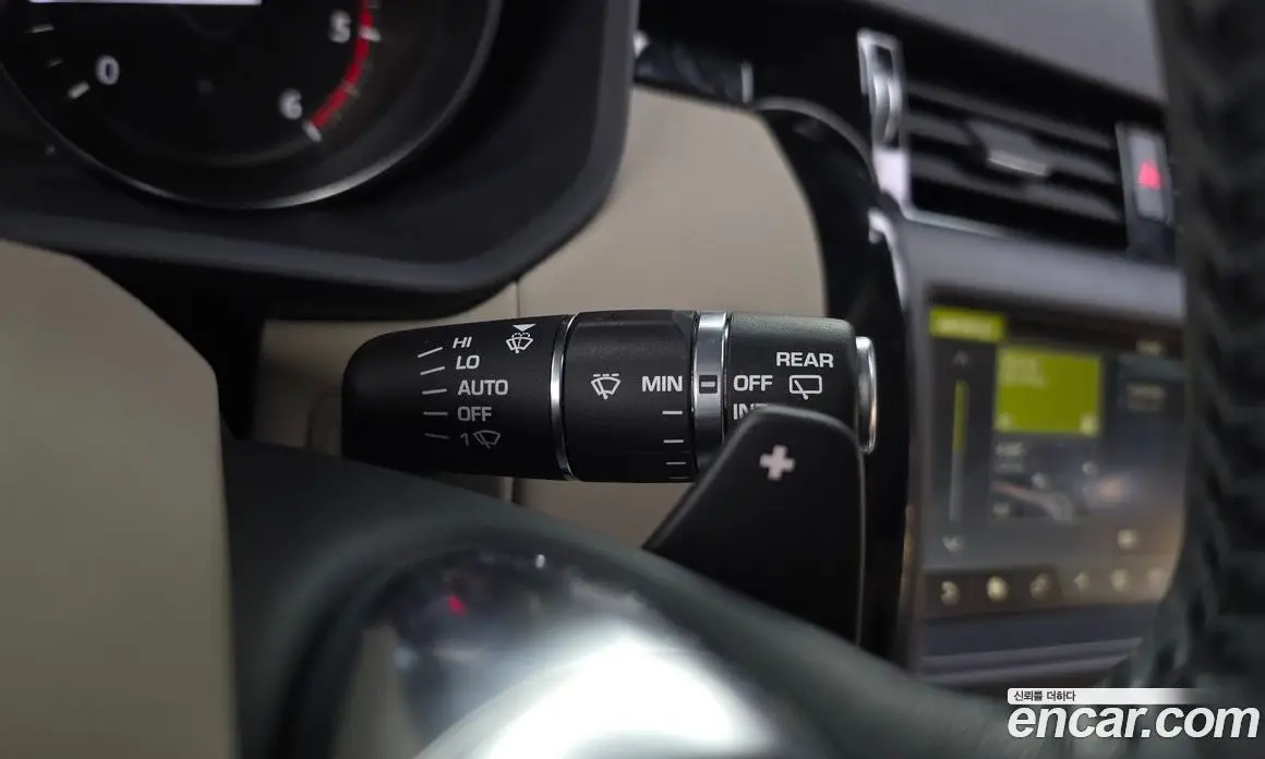 Land Rover Discovery 2018 2.0 автомат (гидро), фото 23