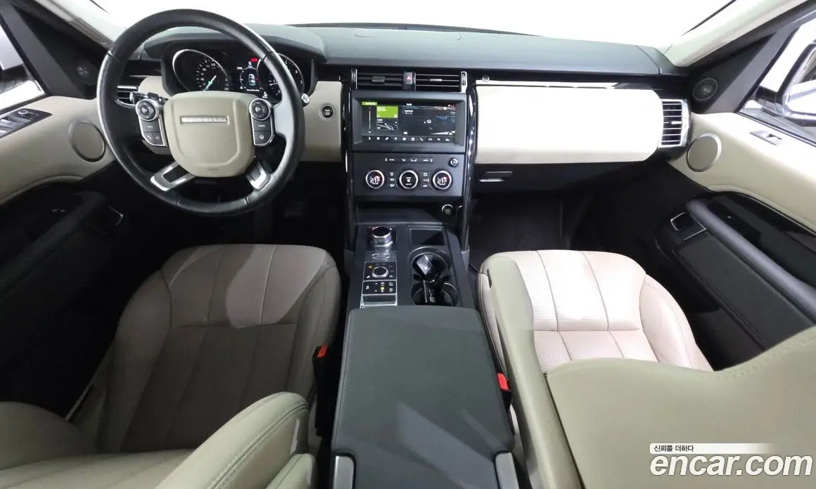 Land Rover Discovery 2018 2.0 автомат (гидро), фото 10