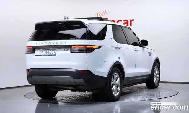 Land Rover Discovery 2019 2.0 автомат (гидро), миниатюра 2