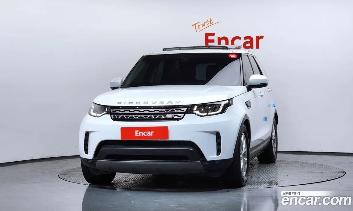 Land Rover Discovery 2019 2.0 автомат (гидро), фото 3