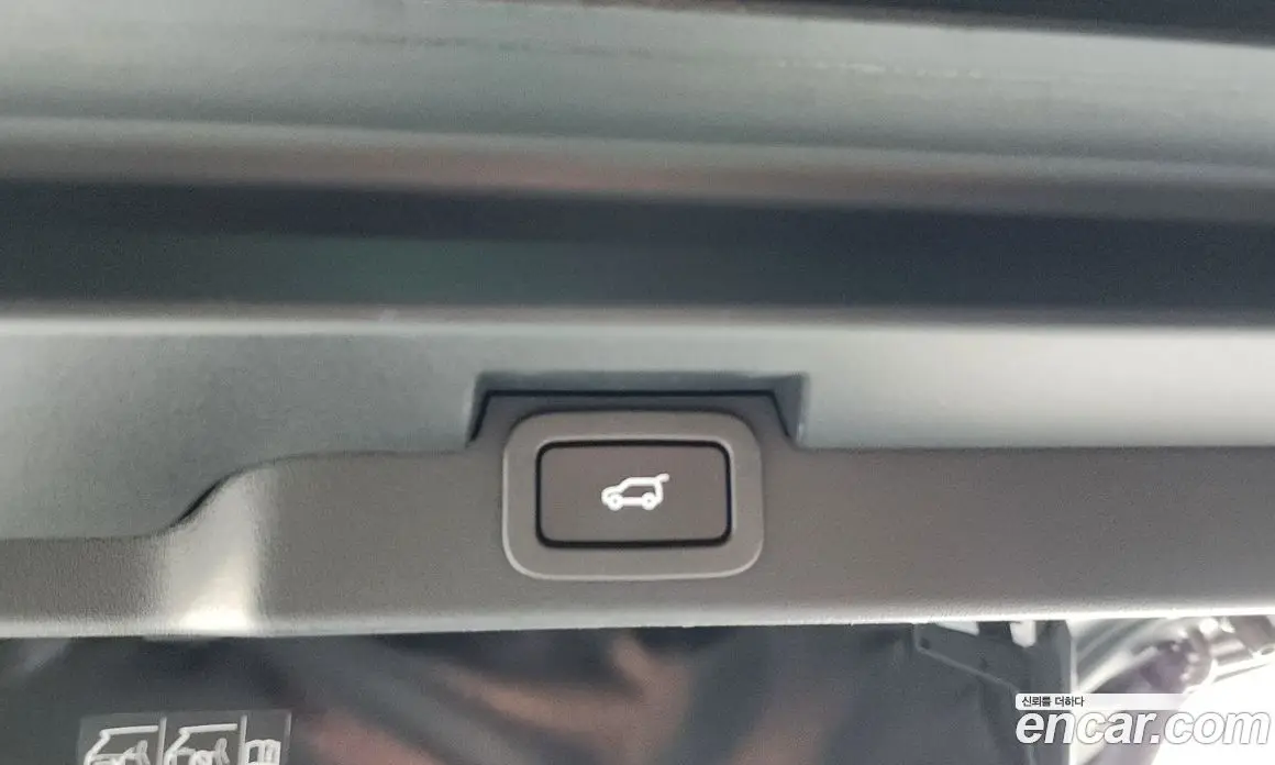 Land Rover Discovery 2019 2.0 автомат (гидро), фото 28