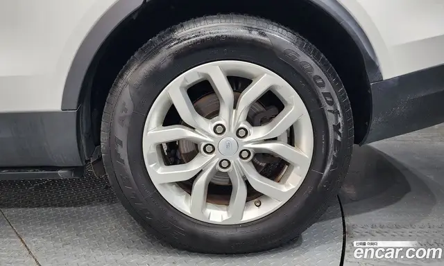 Land Rover Discovery 2019 2.0 автомат (гидро), миниатюра 7
