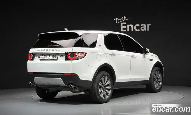 Land Rover Discovery Sport 2017 2.0 автомат (гидро), миниатюра 2