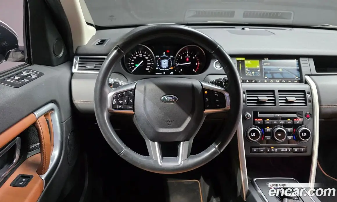 Land Rover Discovery Sport 2017 2.0 автомат (гидро), фото 12