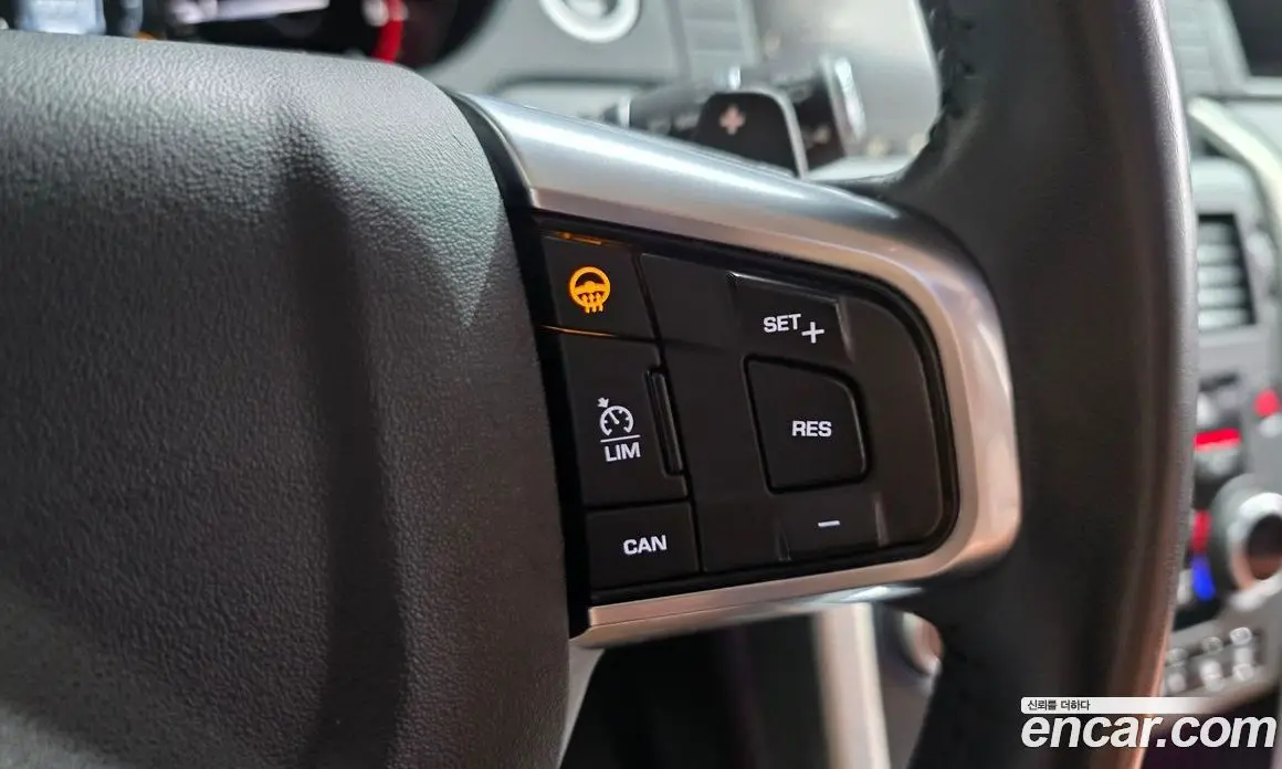 Land Rover Discovery Sport 2017 2.0 автомат (гидро), фото 14