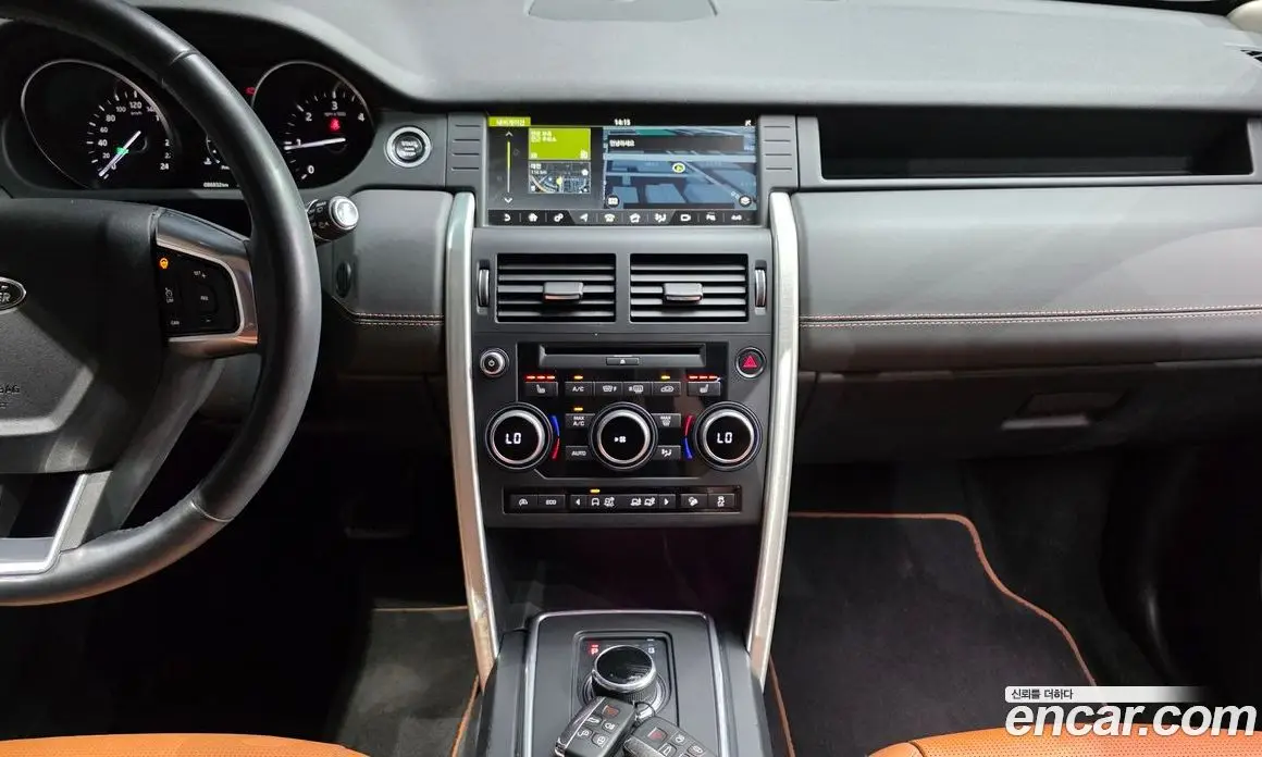 Land Rover Discovery Sport 2017 2.0 автомат (гидро), фото 17
