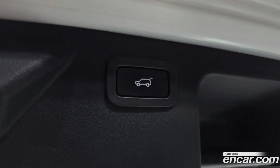 Land Rover Discovery Sport 2017 2.0 автомат (гидро), фото 19