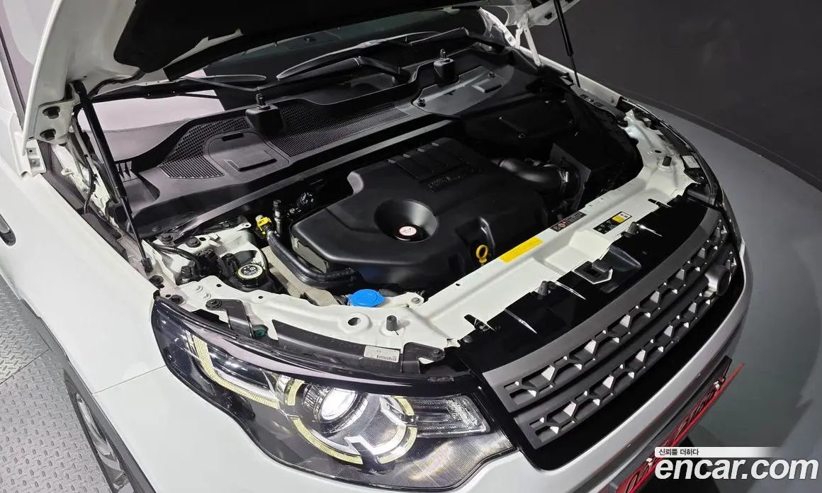 Land Rover Discovery Sport 2017 2.0 автомат (гидро), фото 6