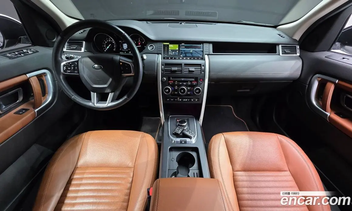 Land Rover Discovery Sport 2017 2.0 автомат (гидро), фото 7