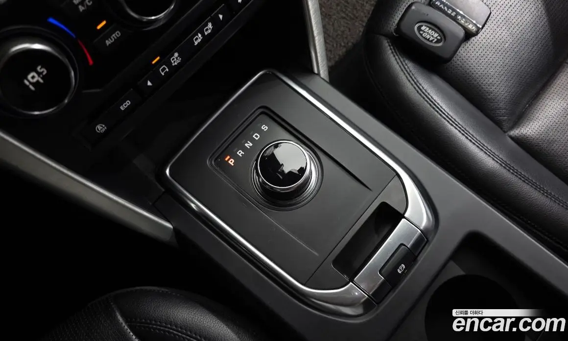 Land Rover Discovery Sport 2018 2.0 автомат (гидро), фото 11