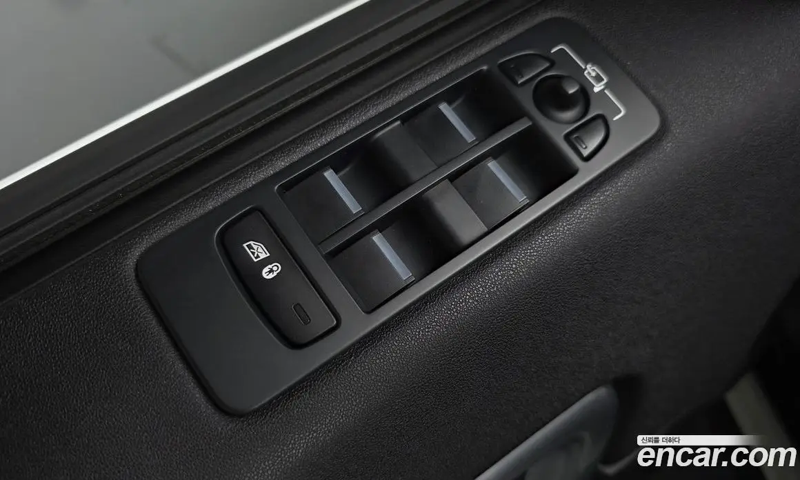 Land Rover Discovery Sport 2018 2.0 автомат (гидро), фото 28