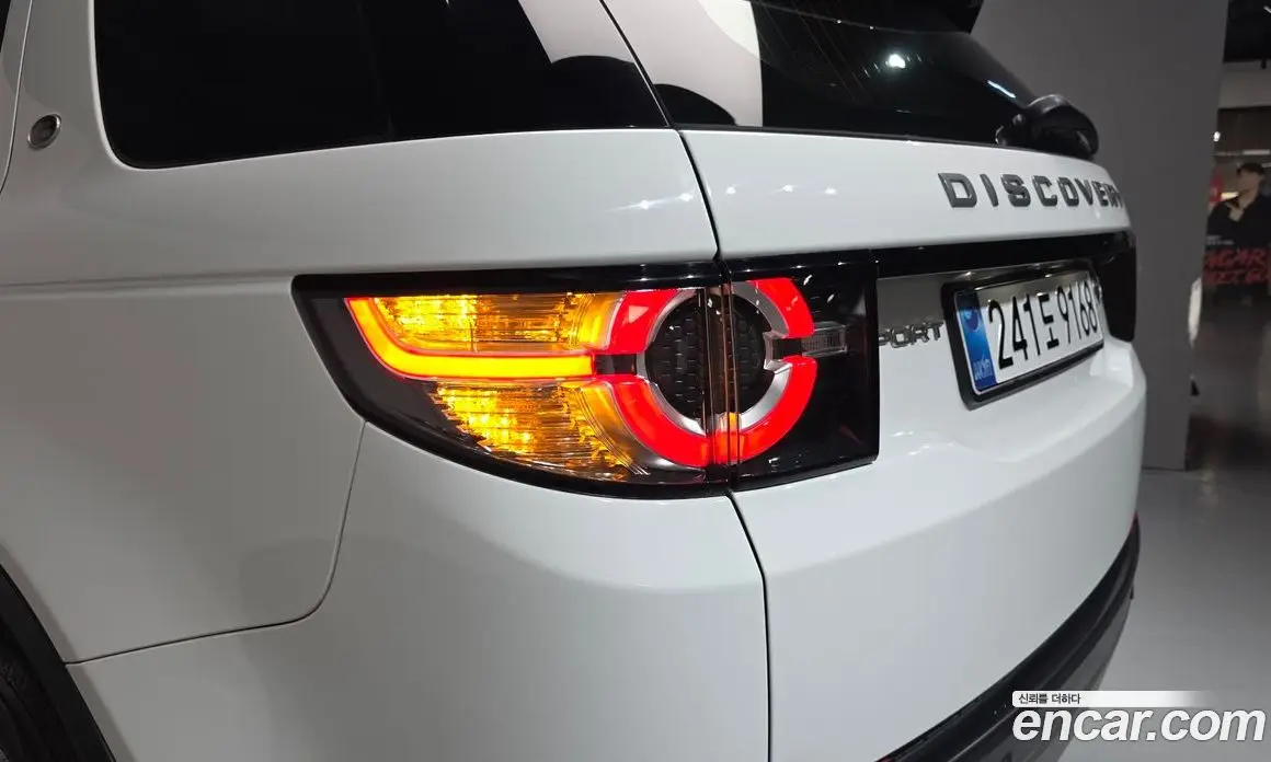 Land Rover Discovery Sport 2018 2.0 автомат (гидро), фото 8