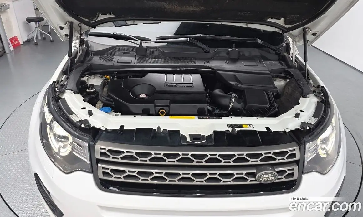 Land Rover Discovery Sport 2019 2.0 автомат (гидро), фото 5