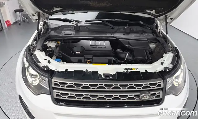 Land Rover Discovery Sport 2019 2.0 автомат (гидро), миниатюра 5
